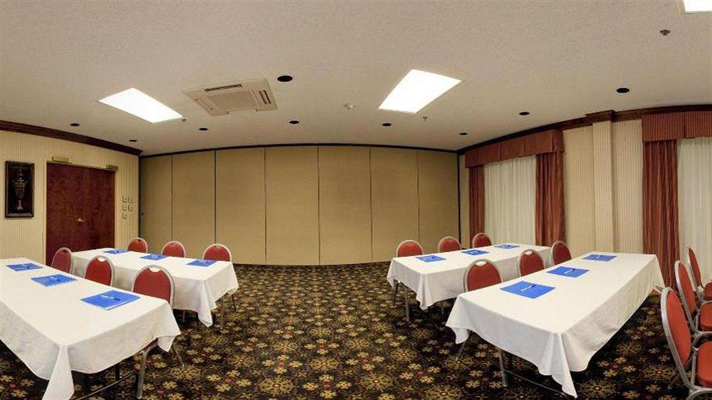 Holiday Inn Express Hotel & Suites Scott-Lafayette West By Ihg Εξωτερικό φωτογραφία