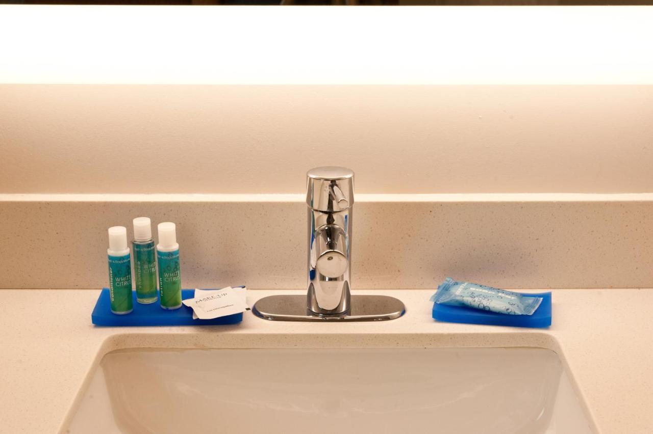 Holiday Inn Express Hotel & Suites Scott-Lafayette West By Ihg Εξωτερικό φωτογραφία