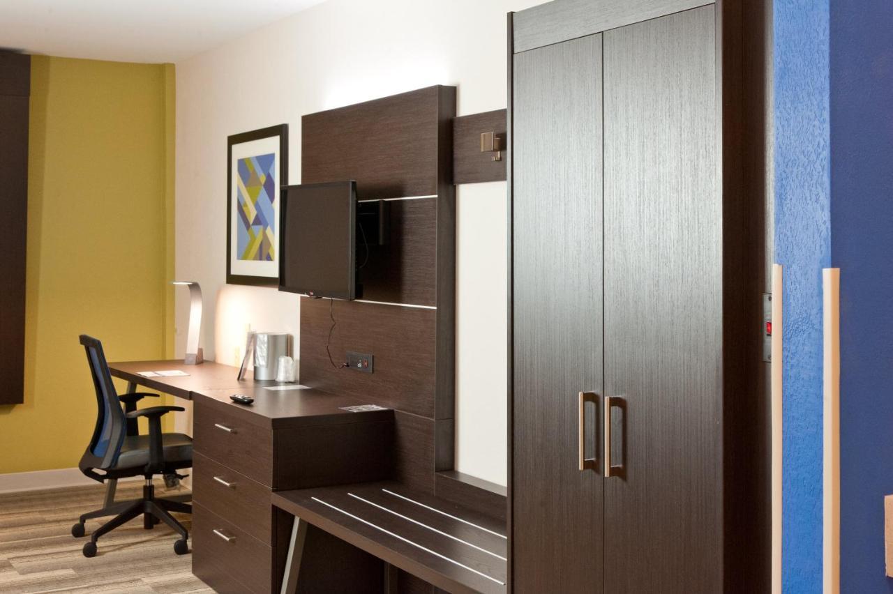 Holiday Inn Express Hotel & Suites Scott-Lafayette West By Ihg Εξωτερικό φωτογραφία